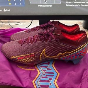 Brand new Nike mbappe mercurials